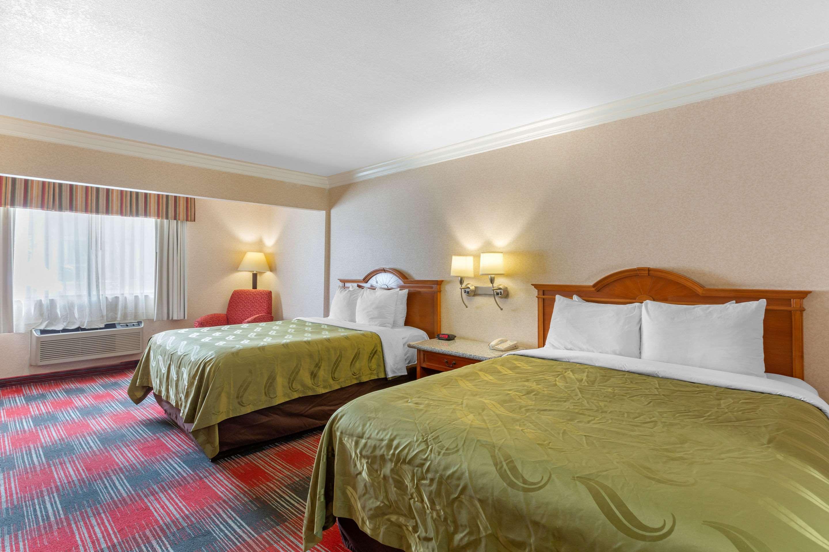 Quality Inn & Suites Oceanside Near Camp Pendleton Ngoại thất bức ảnh