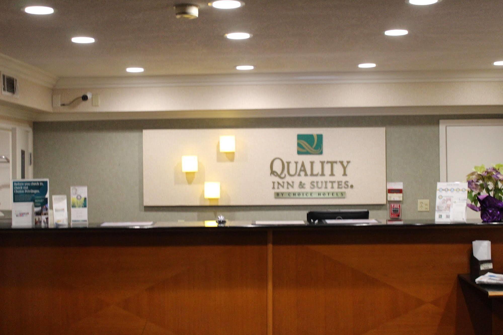 Quality Inn & Suites Oceanside Near Camp Pendleton Ngoại thất bức ảnh
